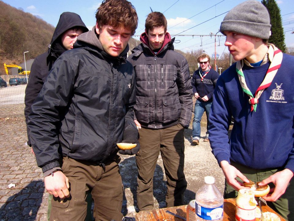 Sint-Martinus den XIIde - Paasdropping 2013